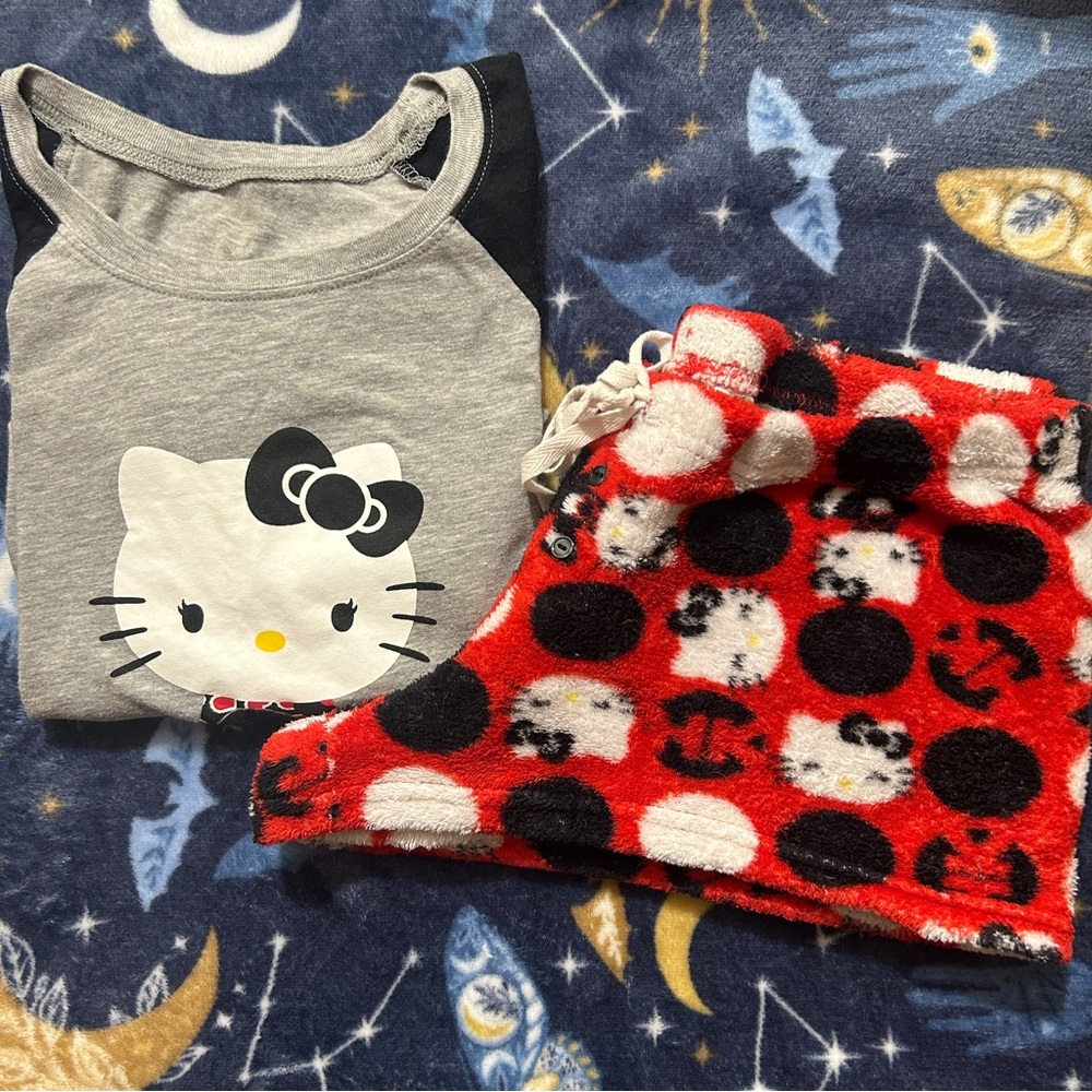 Hello Kitty Top+Shorts Pajama Set